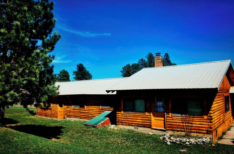 Cabin Story