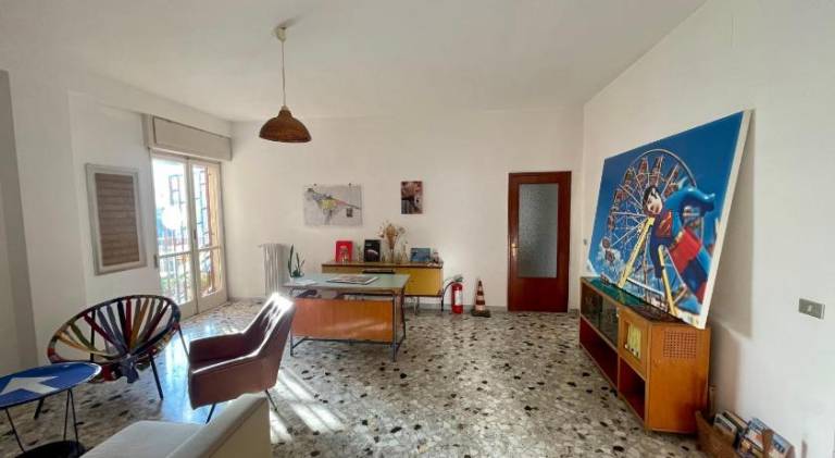 Holiday apartment with 1 room for 4 persons in Bari