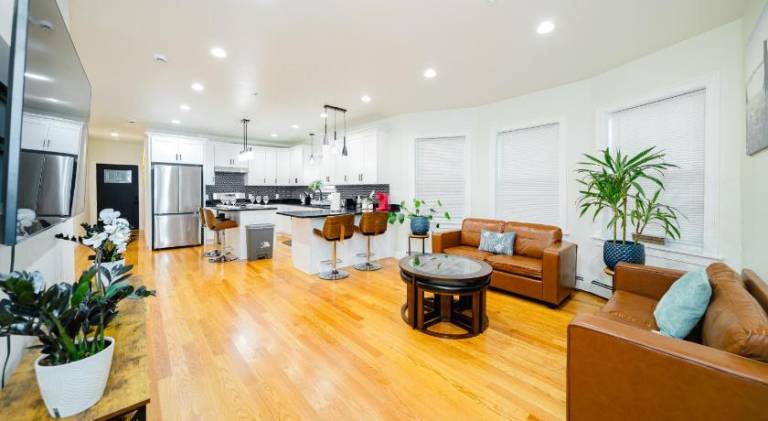 Apartment with 4 rooms for 14 persons — photo 3