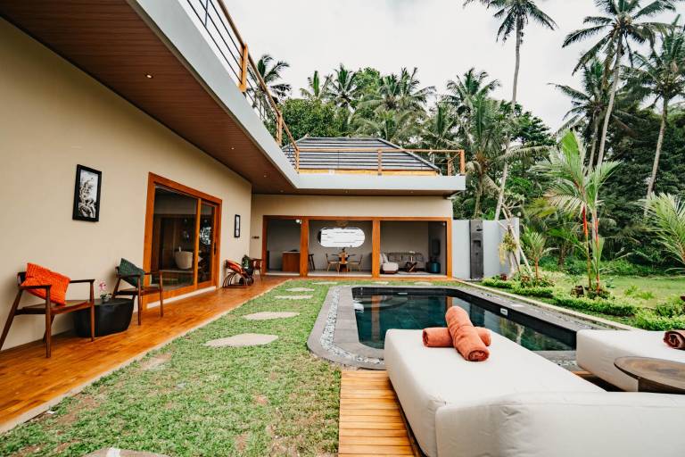 Fully equipped lovely villa with garden, jacuzzi & private pool | Good for workation | Dogs allowed — photo 3