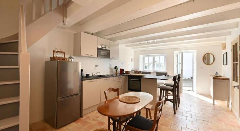 House with 2 rooms for 5 persons — photo 2