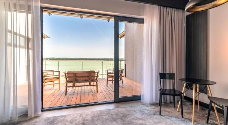 Serviced apartment with terrace, yard & sauna | Dogs allowed — photo 4