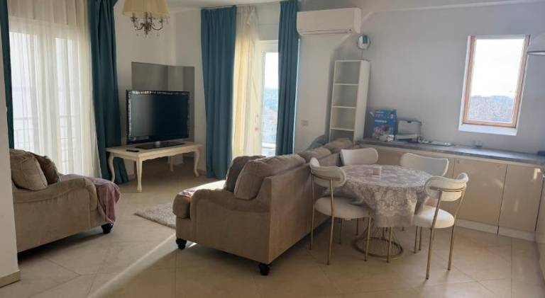 Apartment with 2 rooms for 4 persons in Timisoara