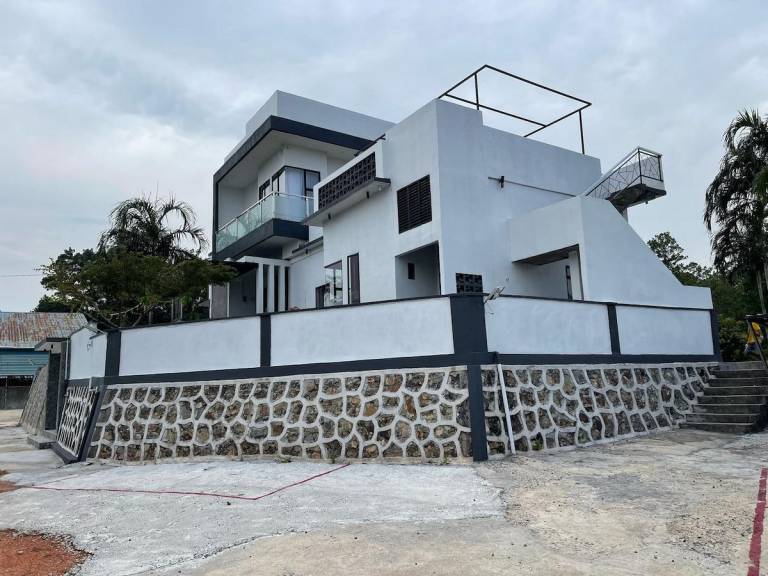 House Baru City