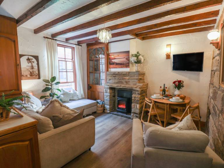 Family-oriented nice cottage | Beach view | Next to the beach | Pets allowed — photo 3