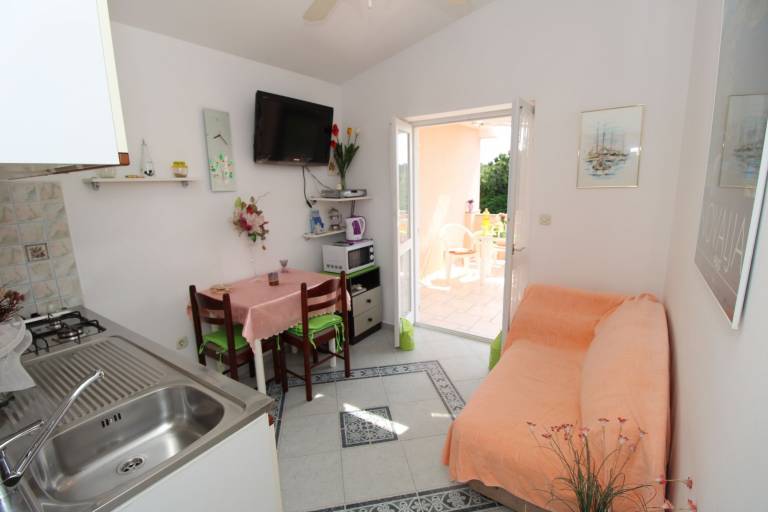 Pleasant rental apartment with grill, garden & patio | Next to the beach | Pets allowed — photo 2