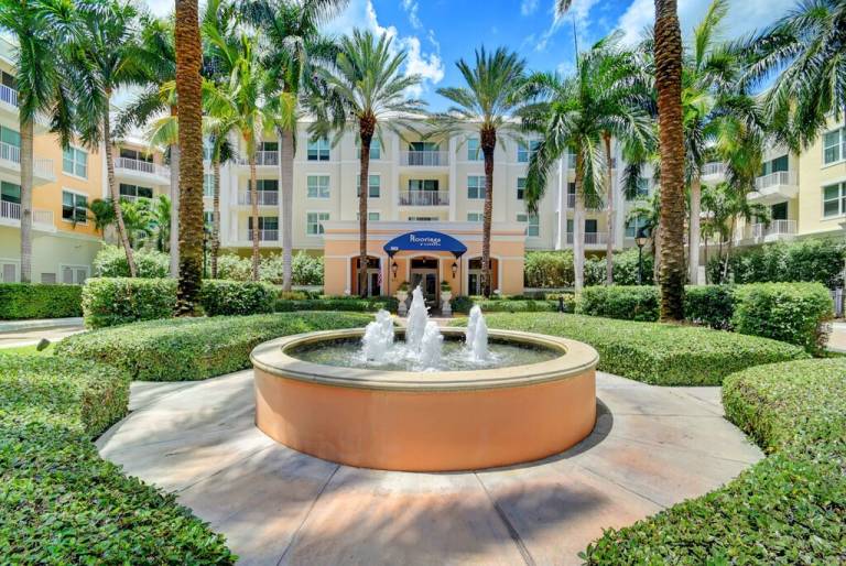Condo Lake Worth