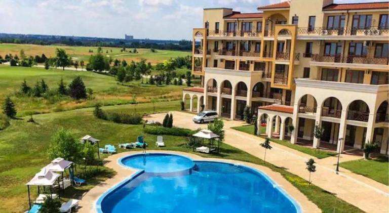 Holiday apartment with pool & jacuzzi — photo 2