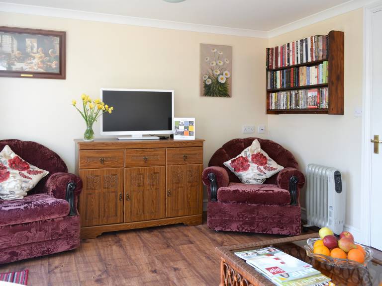 Family-friendly cottage with garden | Pets are welcome — photo 3