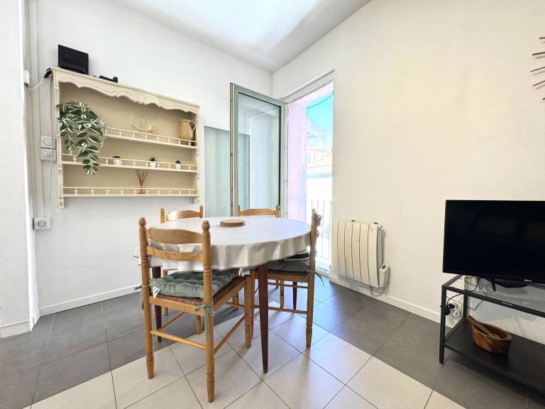 Charming apartment | Next to Castle Hill | Close to the beach | Dogs allowed — photo 5