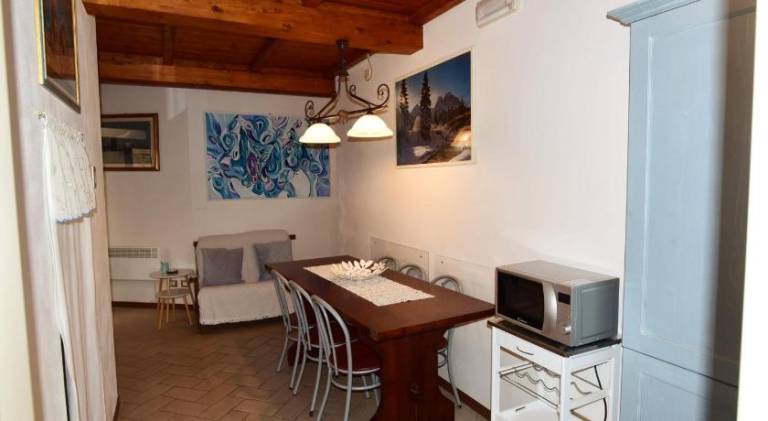House with 2 rooms for 6 persons — photo 4