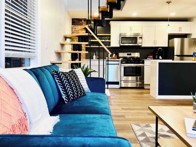 Apartment East Oakmont