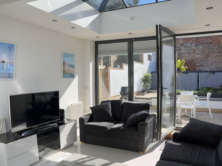 23 Millhams Street — photo 4