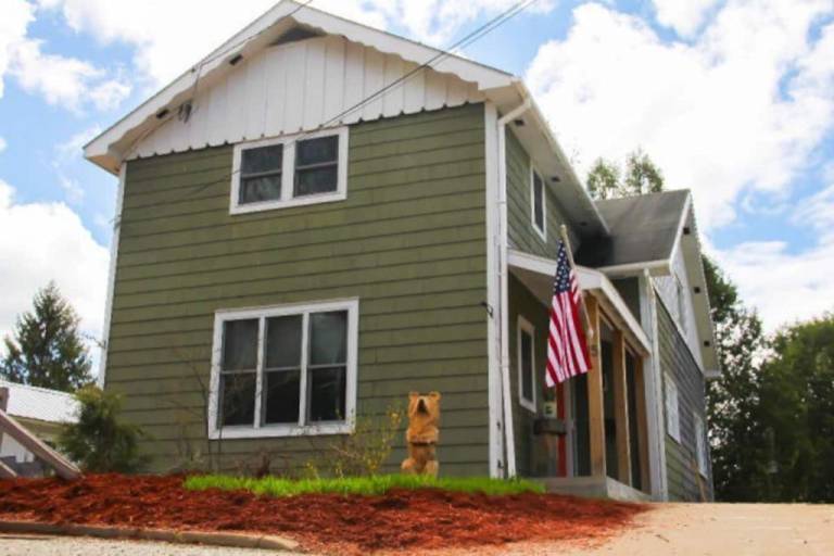 House Saranac Lake