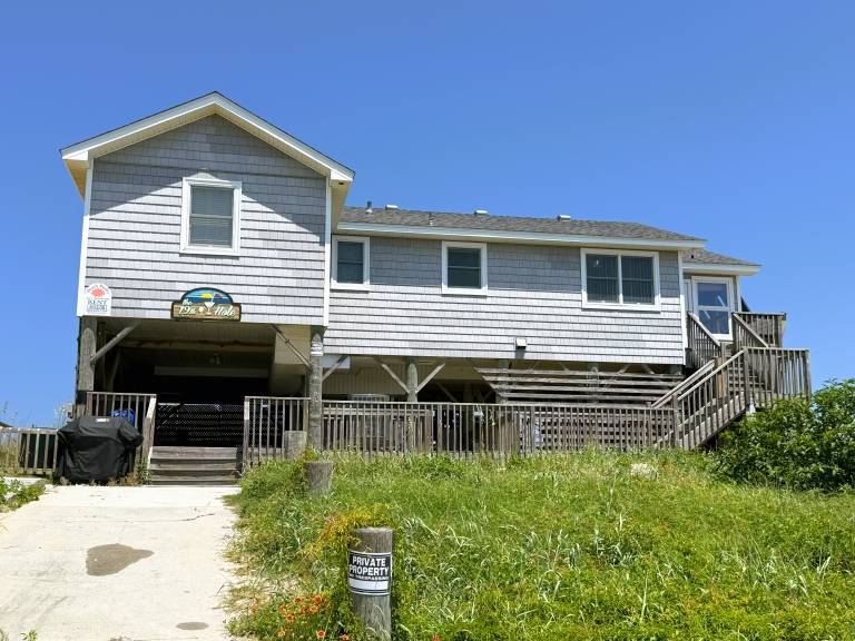 SN8633-Oceanfront with 3 bedrooms, 2 full baths, and a new hot tub! — photo 2