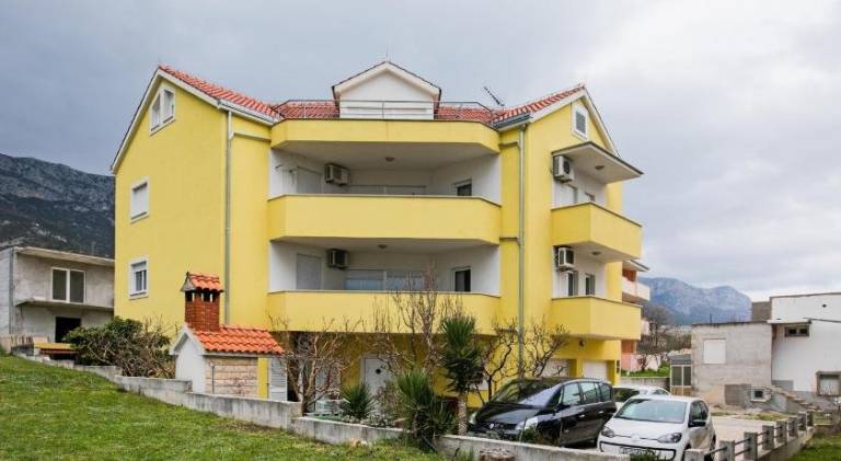Apartment  Solin