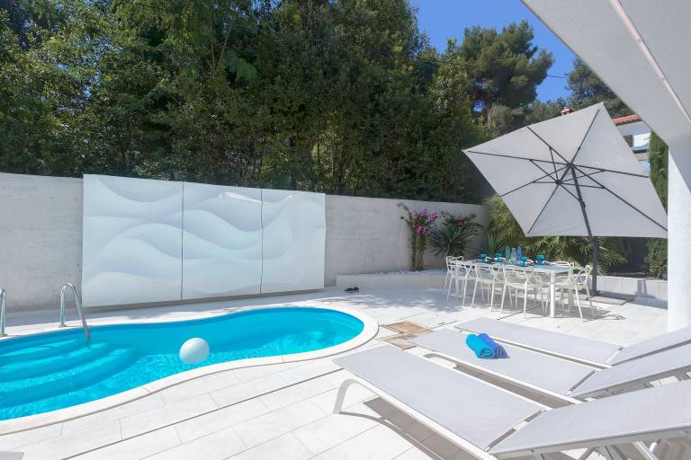 Chic Rovinj Villa 4 Bedrooms Villa Istrian Star Close to Centre — photo 3