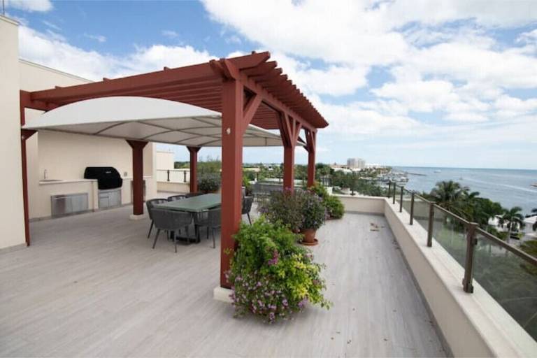 Apartment  Paradise Island