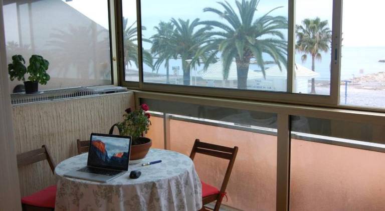 Appartement cosy a Saint-Laurent-du-Var - 27m² - Terrasse in Cagnes-sur-Mer