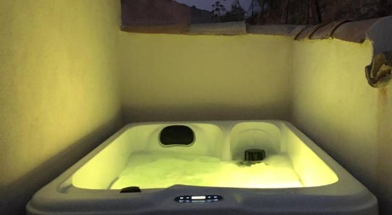 Pleasant house with jacuzzi | Pets are welcome in Enna