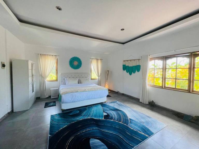 Luxury-Modern 4 Bedroom Villa Central Seminyak — photo 2