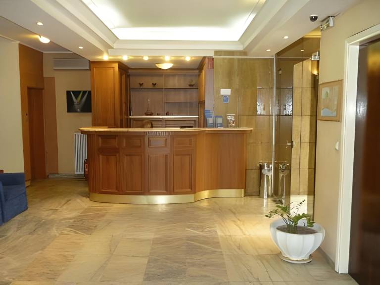 Adonis City Hotel in Patras