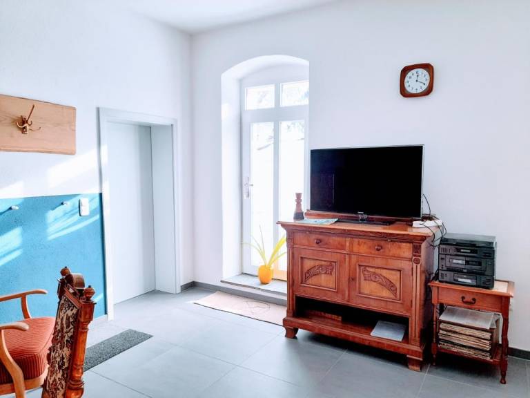 Holiday apartment with terrace & barbeque — photo 3