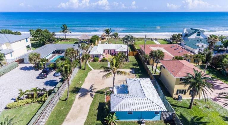House | Close to the beach | Pets allowed — photo 4