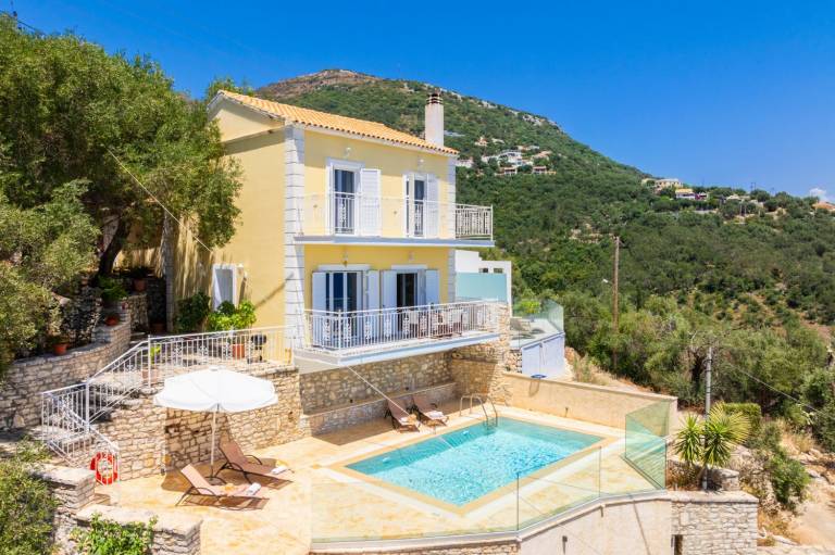 Villa  Mparmpati