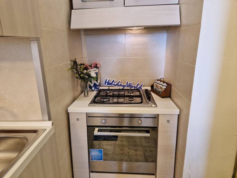 Nice rental apartment with terrace, pool & yard | Dogs allowed — photo 4