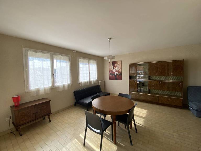 Rental apartment with 2 rooms for 6 persons — photo 4