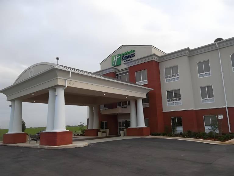 Holiday Inn Express Hotel And Suites Brookhaven By IHG in Brookhaven, MS