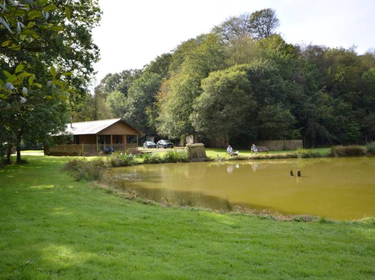 Lodge Sutcombe