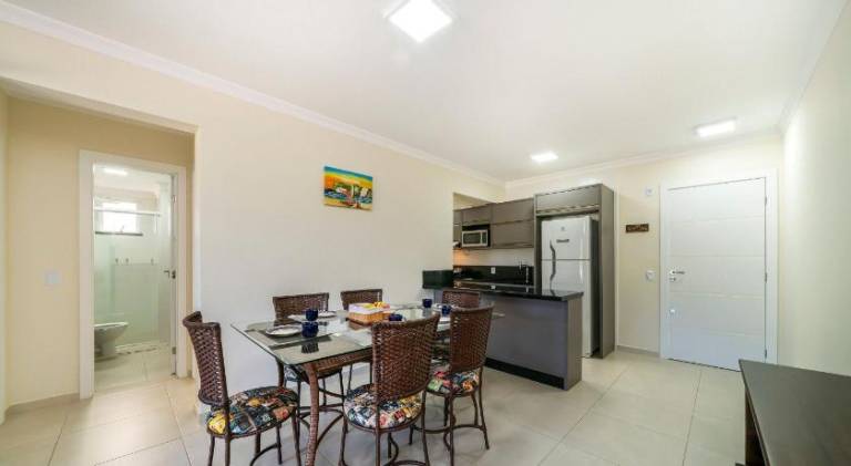 Apartment with 2 rooms for 6 persons in Bombinhas