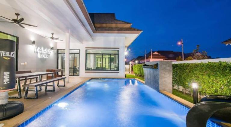 Charming villa with garden, pool & barbeque | Good for workation | Pets are welcome — photo 4