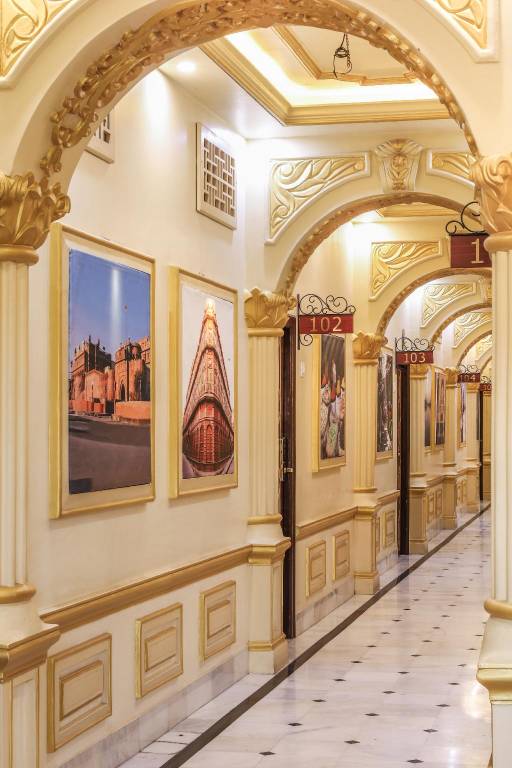 HOTEL CITY PALACE