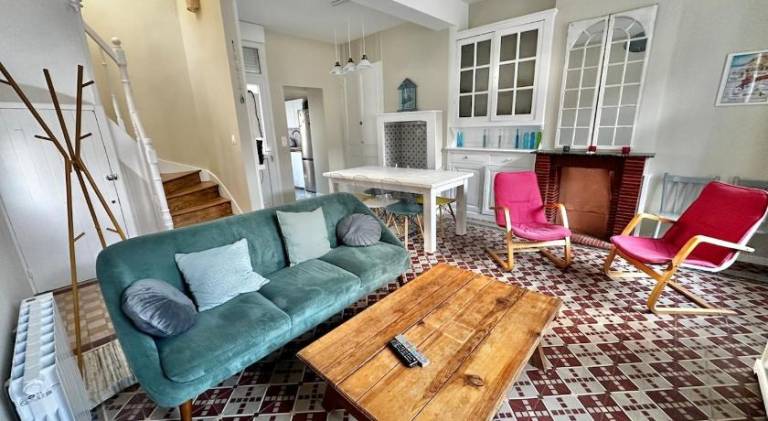Vacation home with 3 rooms for 6 persons in Montreuil