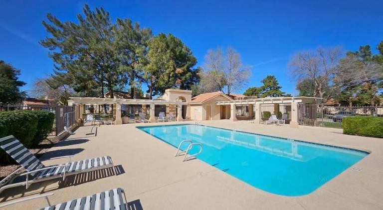 Fully equipped apartment with yard, grill & private pool | Good for workation | Pets are welcome — photo 4