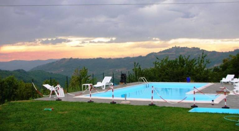 Wonderful farm with patio, BBQ & garden | Pets allowed — photo 4