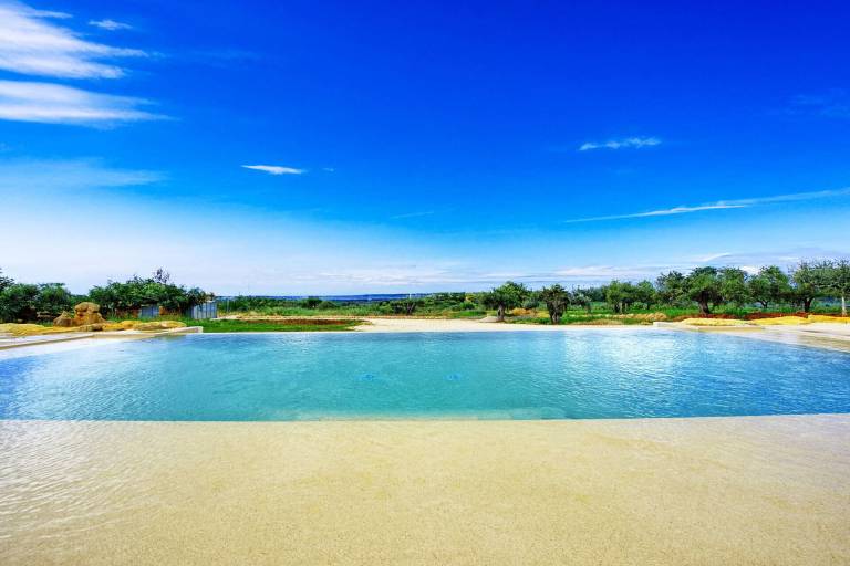 Child-friendly pleasant villa with private pool, yard & patio | Dogs allowed — photo 5