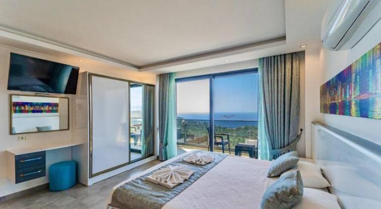 4 Bedroom Sea View Villa in Kalkan — photo 2
