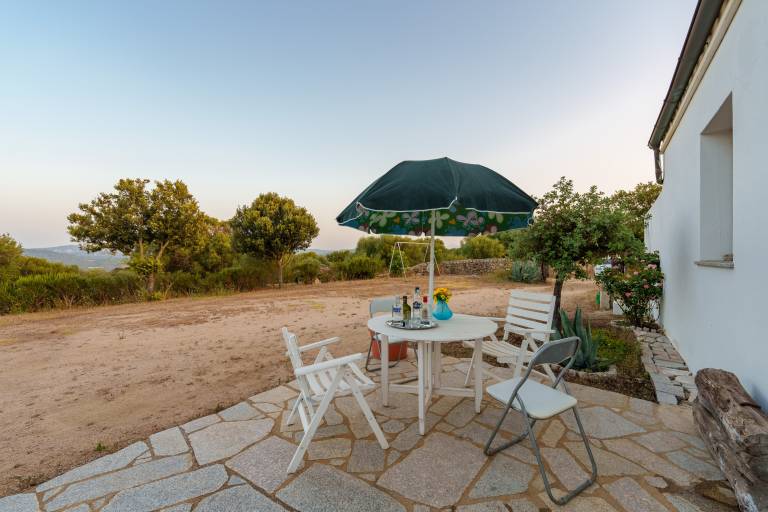 Vacation home with garden, grill & fast internet | Garden view — photo 5