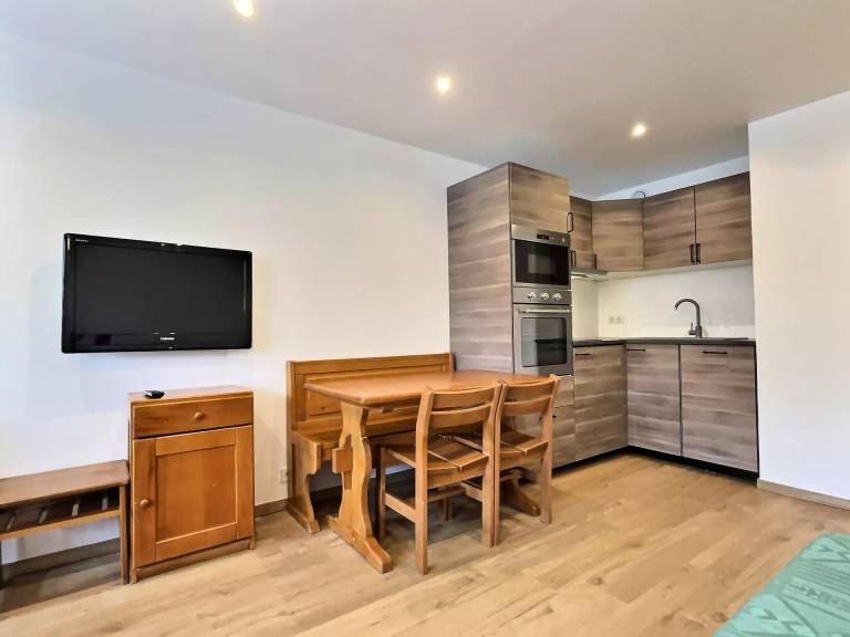 Apartment with 1 room for 4 persons — photo 3