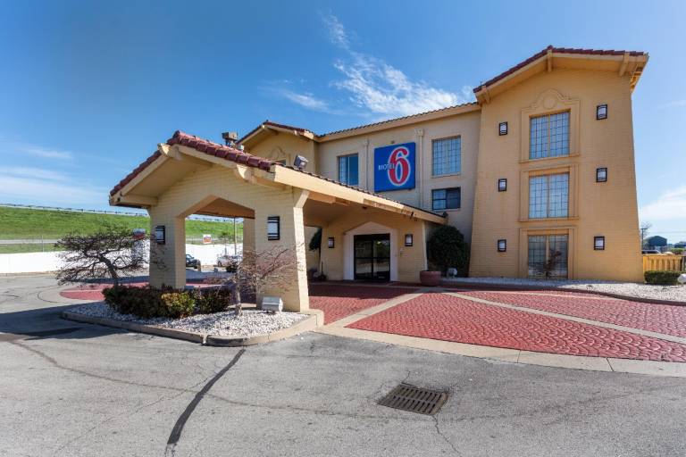 Motel 6 Knoxville, TN in Knoxville, TN