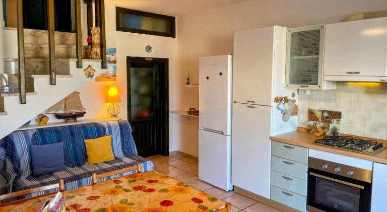Holiday apartment with terrace — photo 4