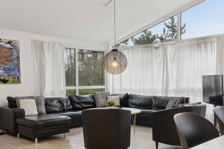Family-friendly house with sauna, grill & private pool | Beach view | Pet-friendly — photo 3