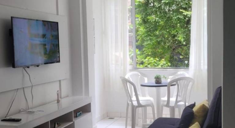Beautiful holiday apartment | Next to Fort Copacabana | Close to the beach | Pet-friendly in Leme