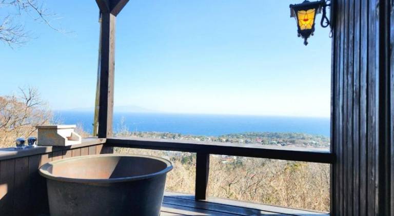 Beautiful vacation home with BBQ | Perfect for remote work | Pet-friendly — photo 5