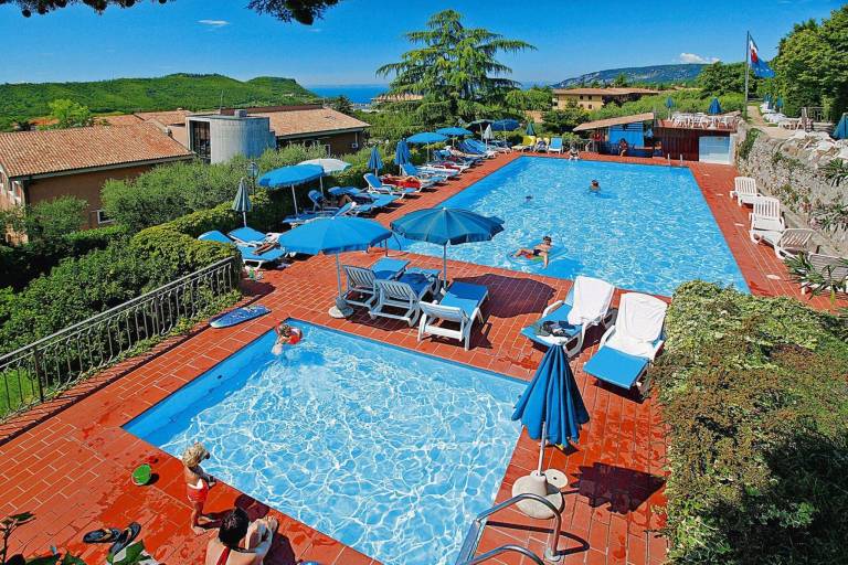 Holiday apartment with garden & pool | Dogs allowed — photo 4