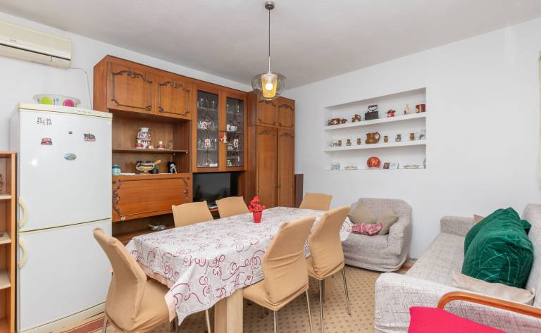 Beautiful holiday apartment with yard, patio & grill | Beach nearby | Dogs allowed — photo 5